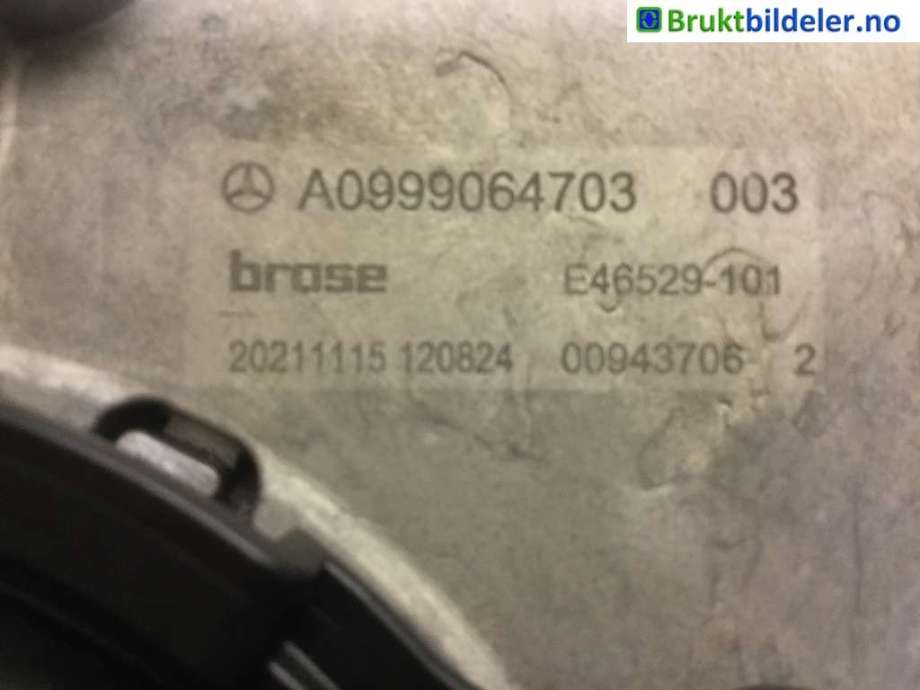 Baklukeåpner motor til Mercedes GLC, 2015-2022 (X253) (X253) (MERCEDES|A 099 760 26 01)