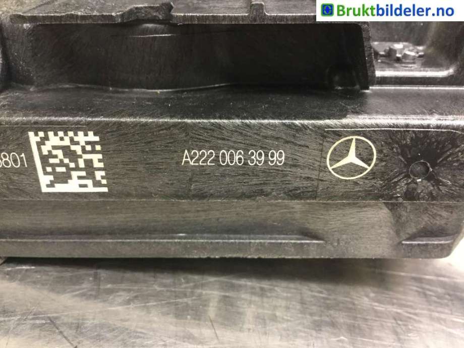 Låsekasse høyre foran til Mercedes GLC 2015-2022 (X253) (X253) (MERCEDES|A 222 006 39 99|)