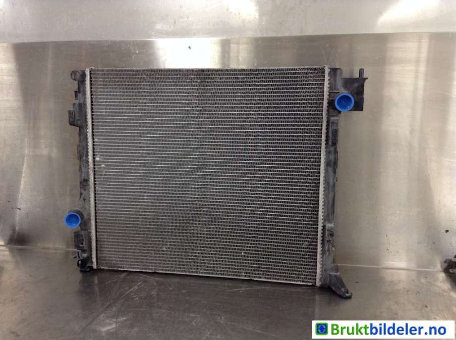 Radiator (manuell gir) til Nissan Qashqai 2014-2021 (Type II)  (NISSAN|21410-4EB1A|M169476 A|)