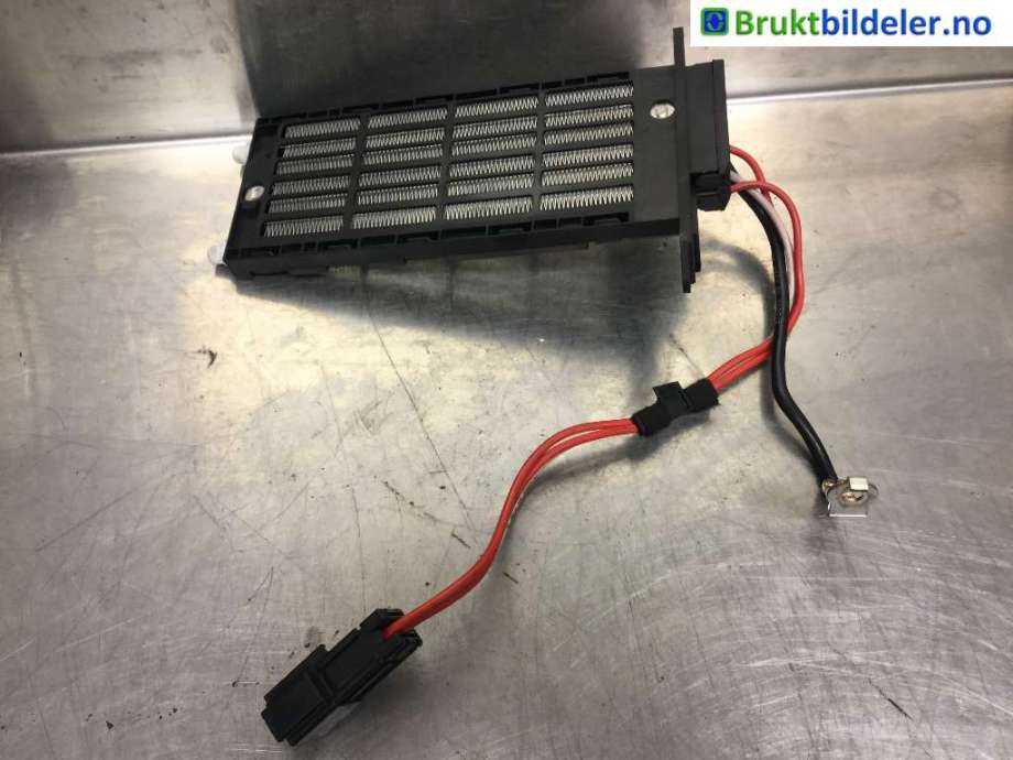Varmeapparat motor bak til Ford B-Max 2012-2017  (FORD|AV11-18K463-AB|)