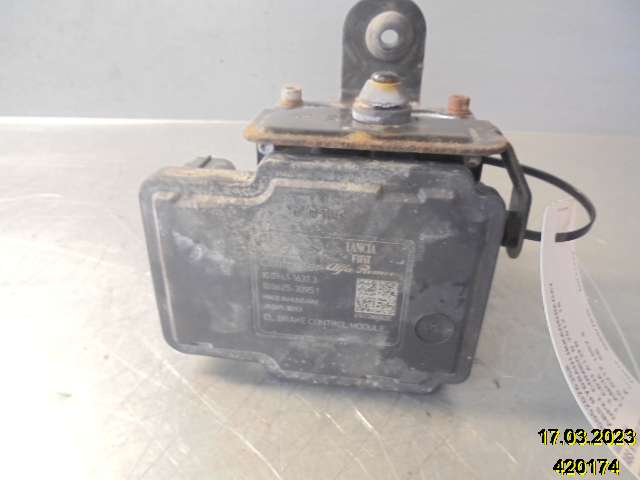 ABS sentral til Opel Combo D 2012-2018  (OPEL|00052026358|10.0212-1052.4|10.0961-1637.3)