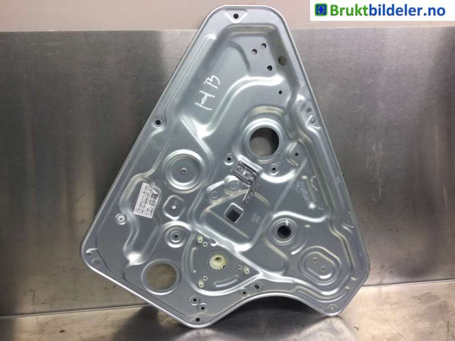 Ruteheis til Hyundai Ix20 2010-2017  (HYUNDAI|83480-1K010|)