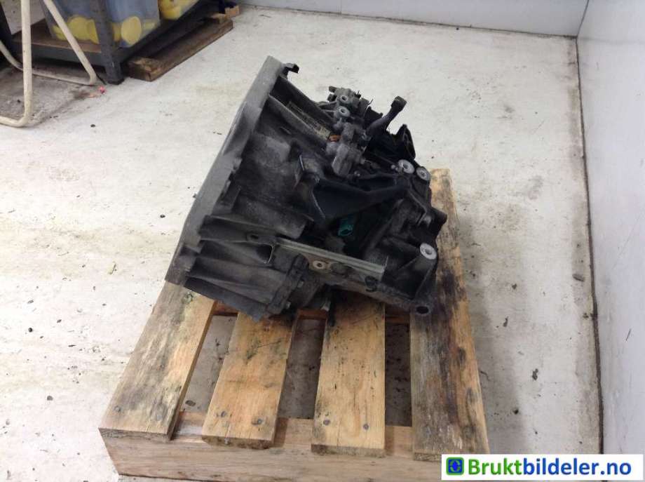Girkasse manuell 6-trinn til Nissan Qashqai 2014-2021 (Type II)  (NISSAN|320104EA2B|F6|230103660R)