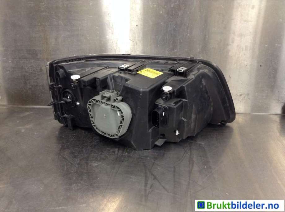 Frontlykt venstre halogen til VW Transporter / Caravelle 2003-2009 (Fase 1) (T5) (T5) (VOLKSWAGEN||0 301 191 301)