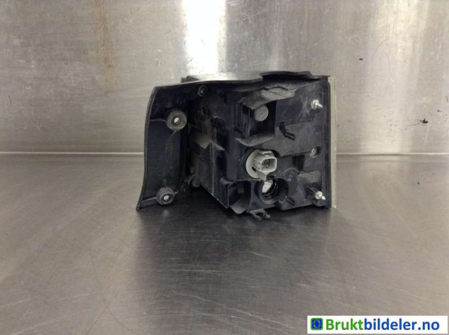 Baklykt venstre til Mitsubishi Outlander 2007-2010 (Type II, Fase 1)  (MITSUBISHI|8330A379|)