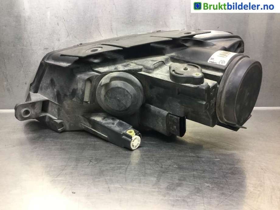 Frontlykt høyre halogen til VW Passat 2005-2010 (B6) (B6) (3C0 941 006 S|89316401|)