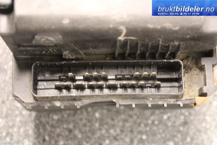 ABS sentral til Audi A4 1995-1999 (Type I, Fase 1) (B5) (B5) (AUDI|8E0614111|0130108058|)