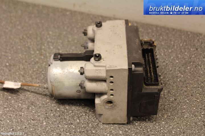 ABS sentral til Audi A4 1995-1999 (Type I, Fase 1) (B5) (B5) (AUDI|8E0614111|0130108058|)
