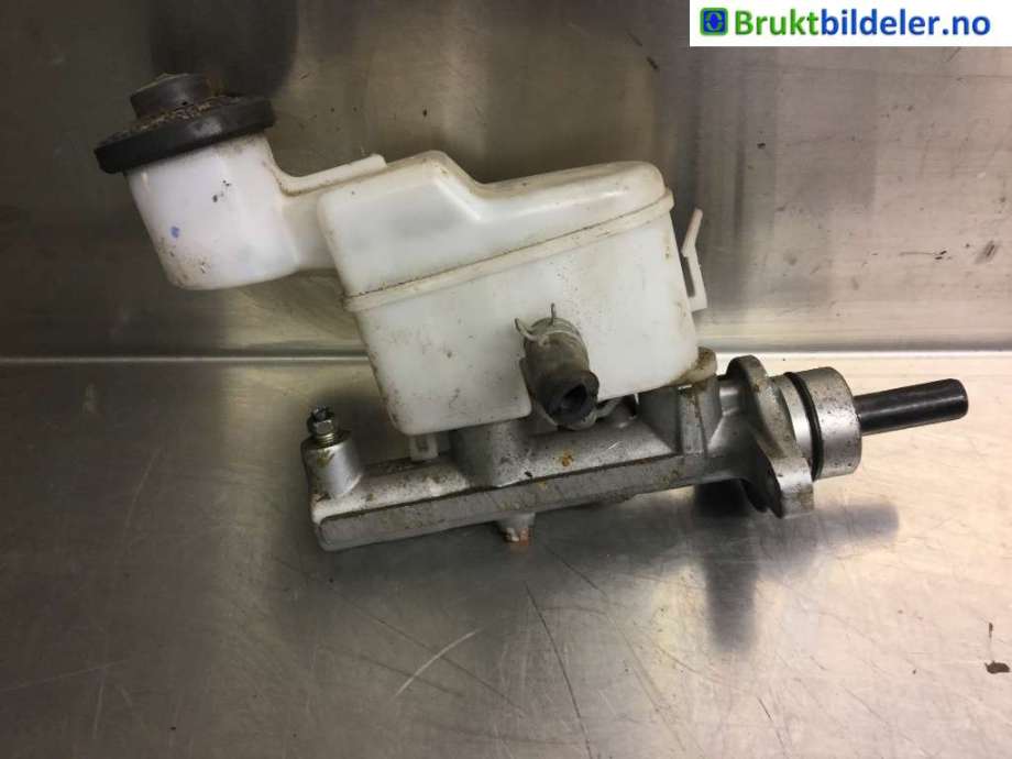 Bremsepumpe hoved til Toyota Hilux, 2012-2016 (TOYOTA|)