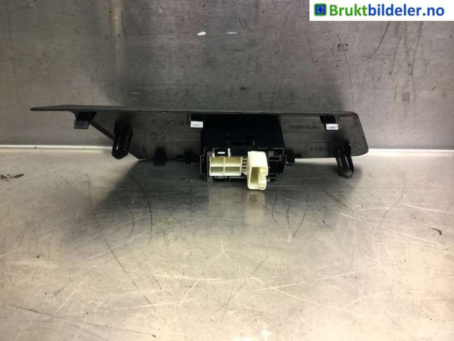 Bryter ruteheis til Toyota RAV4 2013-2015 (Type IV, Fase 1)  (TOYOTA|829-2K43|)