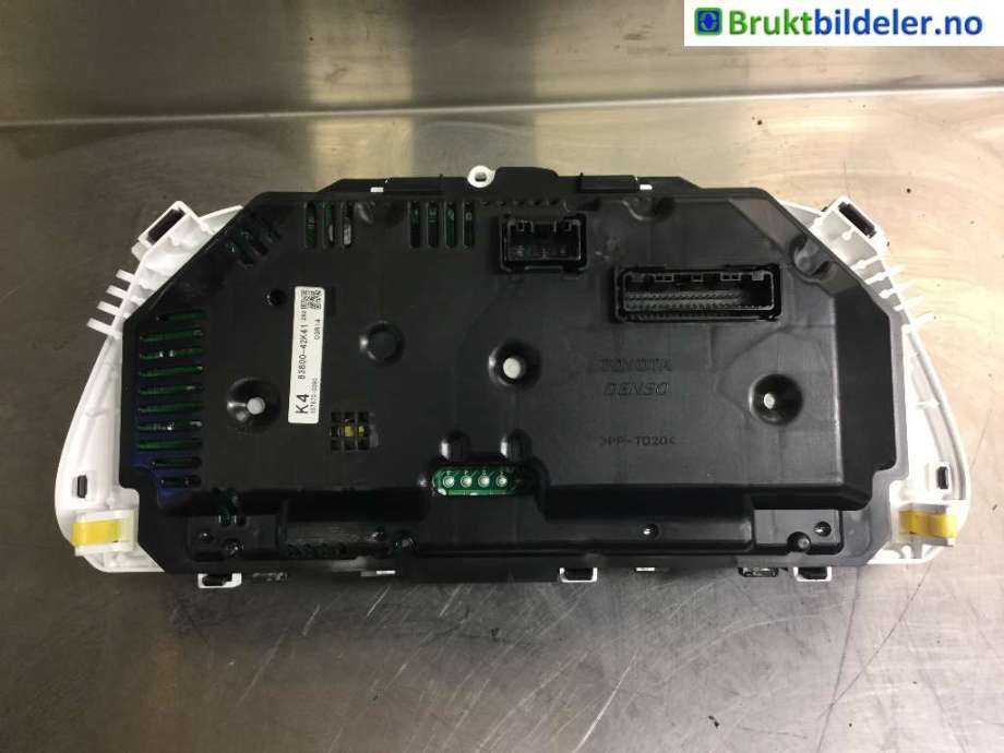 Instrumentpanel til Toyota RAV4 2013-2015 (Type IV, Fase 1)  (TOYOTA|83800-4A230|157570-0090|)