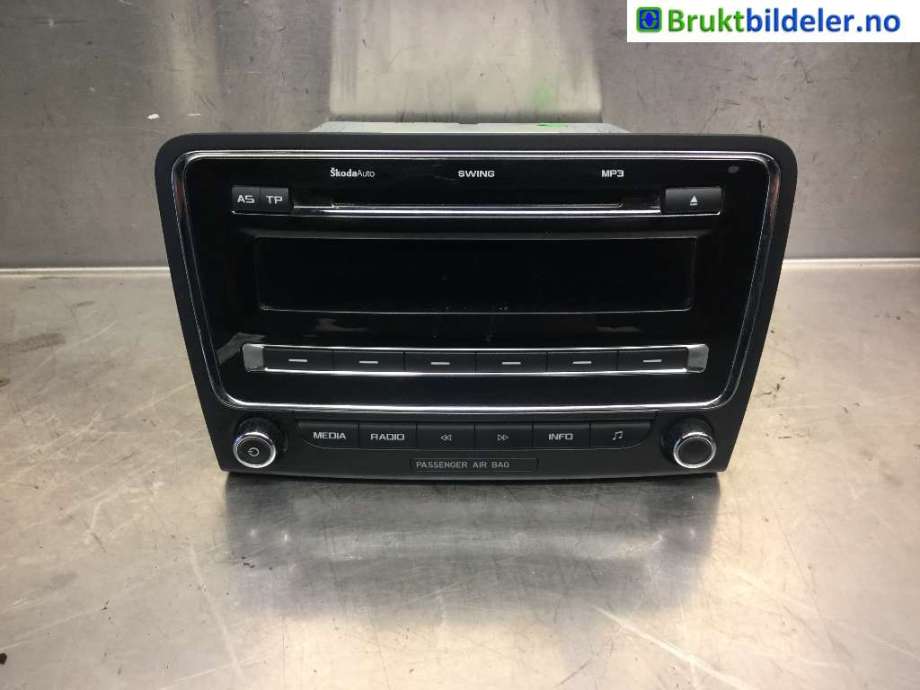 Bilstereo til Škoda Superb 2008-2015 (Type II)  (SKODA|3T0 035 161 B|)