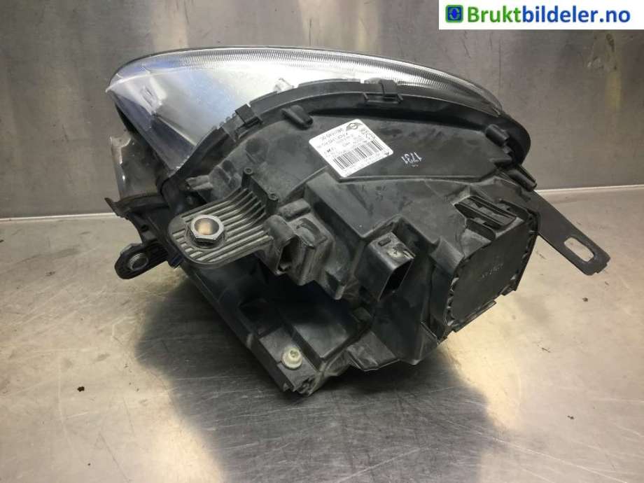 Frontlykt høyre halogen til Mini Countryman 2010-2016 (R60) (R60) (MINI|9801040-05|030126727400|)