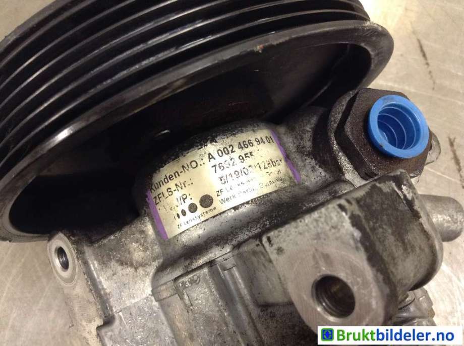 Servo pumpe mekanisk til Mercedes C-Klasse 2000-2004 (Fase 1) (W203) (W203) (MERCEDES|A 002 466 94 01|)