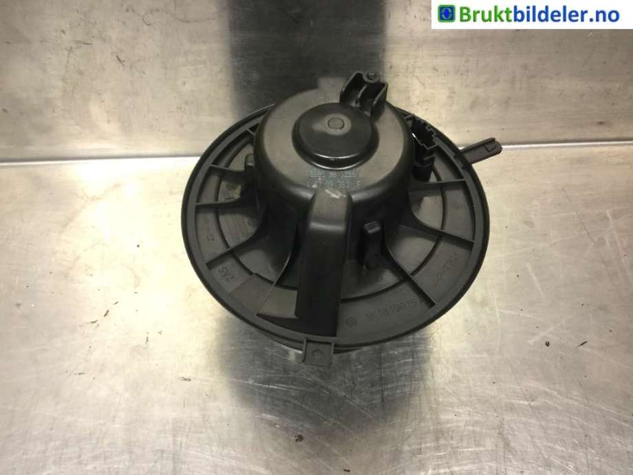 Varmeapparat motor til VW Caddy 2004-2010 (Type III, Fase 1) (VOLKSWAGEN|1K1 819 015 A|)