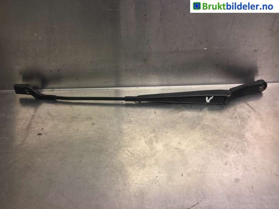 Viskerarmer frontrute til VW Caddy 2004-2010 (Type III, Fase 1) (VOLKSWAGEN|2K1 955 409 A|)