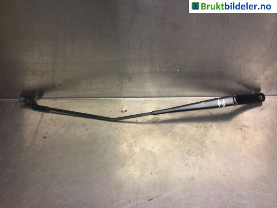 Viskerarmer frontrute til VW Caddy 2004-2010 (Type III, Fase 1) (VOLKSWAGEN|2K1 955 409 A|)
