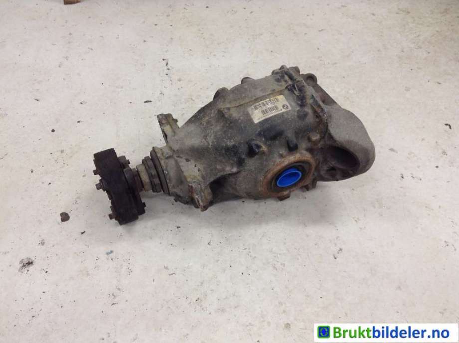 Kardang klokke bak til BMW 3-Serie, 2012-2018 (F30/F31/F34) (F30/F31/F34) (BMW|7599475-02)