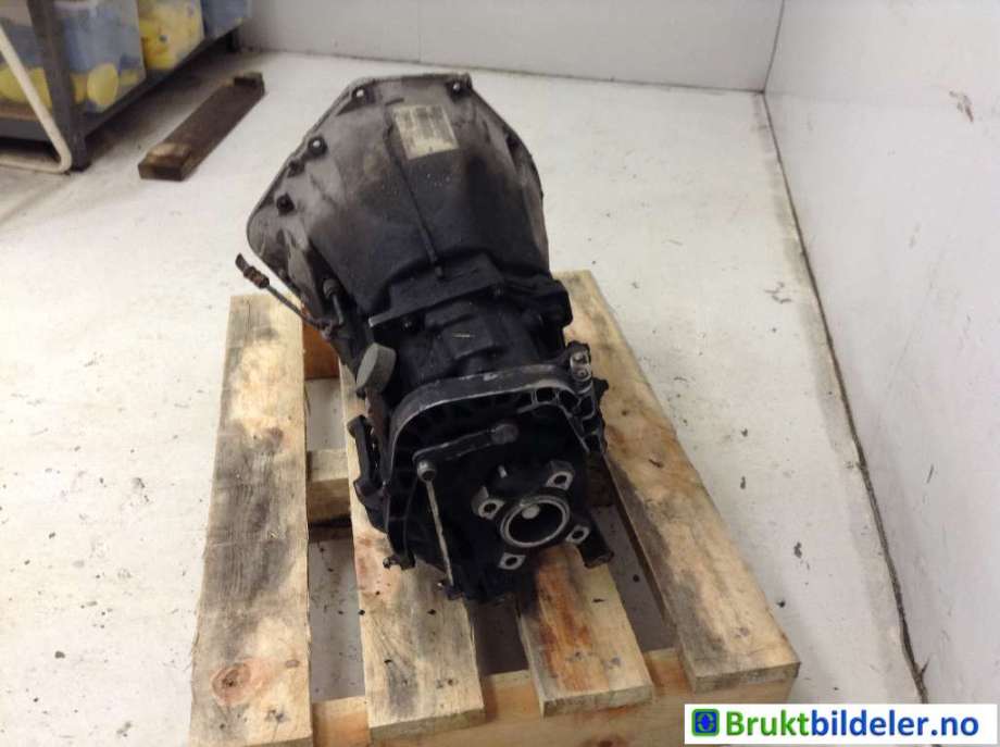 Girkasse manuell 6-trinn til Mercedes Vito/Viano 2004-2010 (Fase 1) (W639) (W639) (MERCEDES|A 639 260 24 00|716.652|)