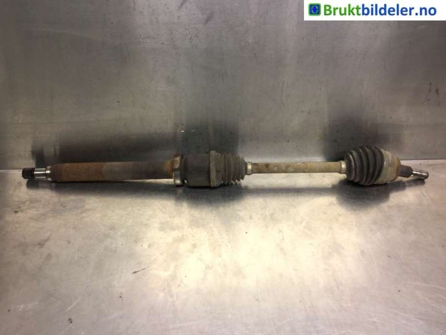 Drivaksel høyre foran til Ford Focus, 2011-2014 (Type III, Fase 1)  (FORD|RMBV61-3B436-T2A)