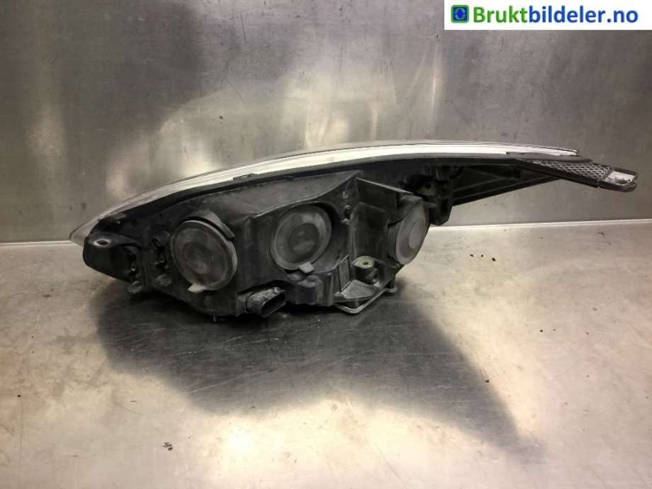 Frontlykt høyre xenon til Ford Focus 2011-2014 (Type III, Fase 1) (FORD|BM51-13005-JB|)