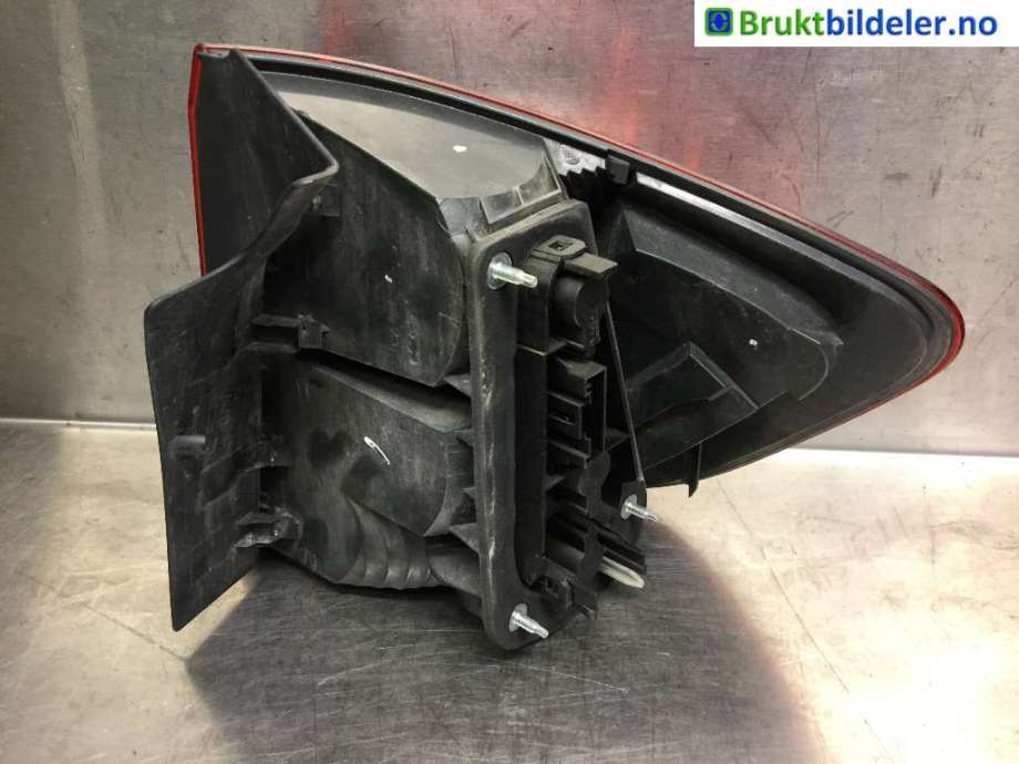 Baklykt venstre til BMW X1 2009-2015 (E84) (E84) (BMW|63.21 2980109-09|1 27 04 11 089|)