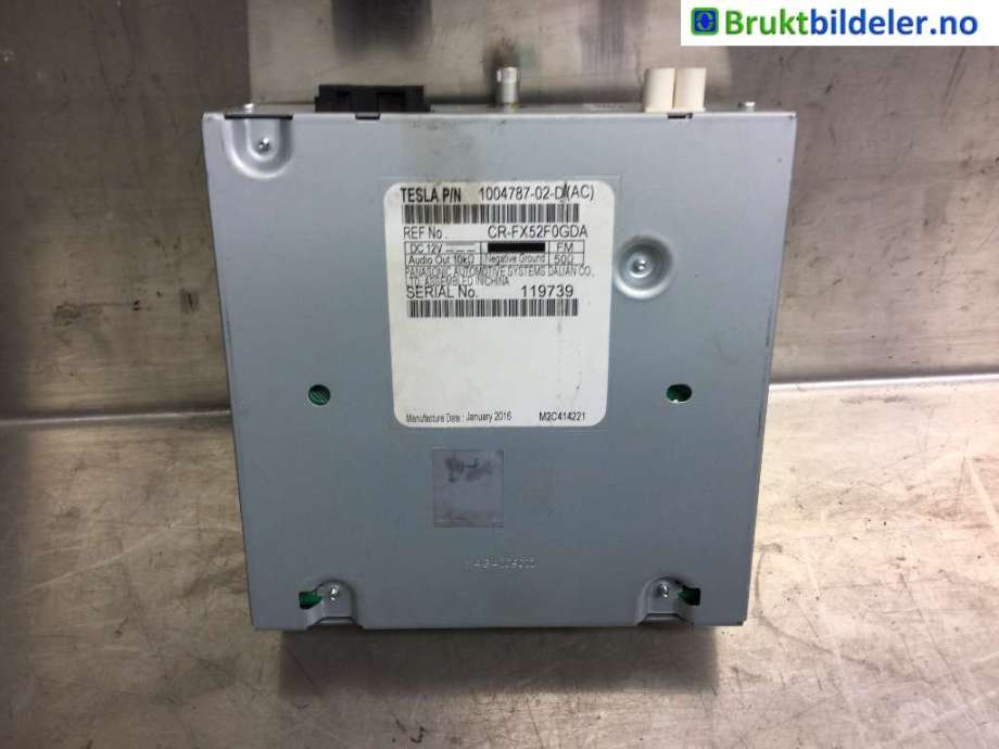 Bilstereo til Tesla Model S, 2016-2021 (Fase 2)  (TESLA|1004787-02-C)