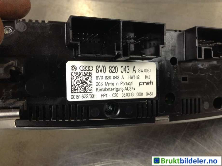 Varmeapparat betjening til Audi A3 2012-2016 (Type III, Fase 1) (AUDI|8V0 820 043 A|)
