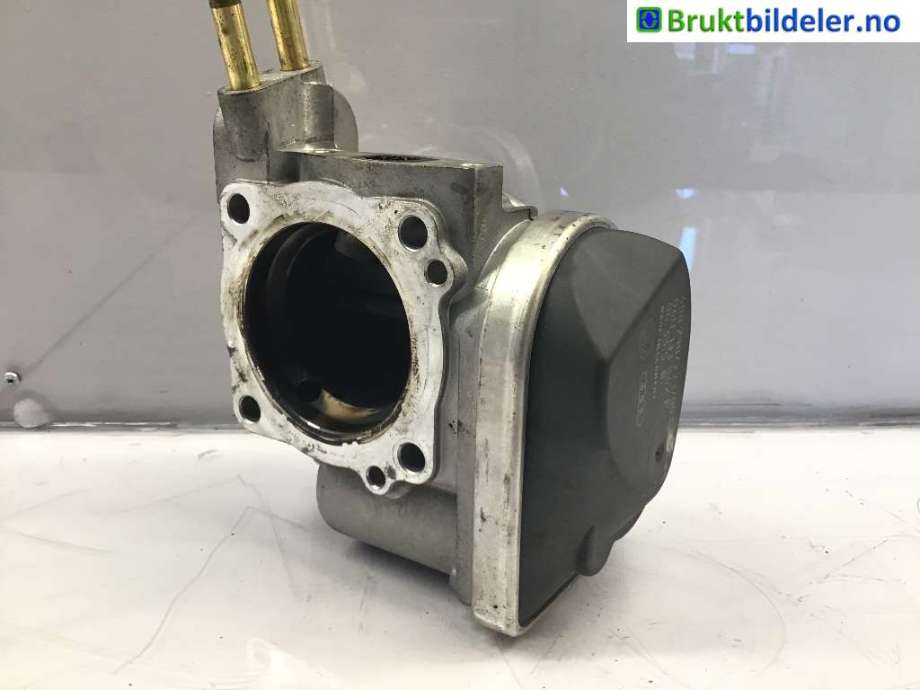 Spjeldhus til Audi A4 2004-2008 (Type III) (B7) (B7) (AUDI|06B 133 062 P|)