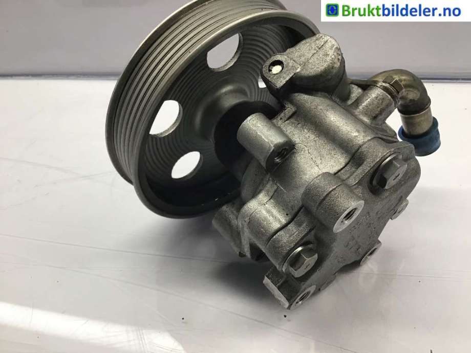 Servo pumpe mekanisk til Audi A4 2004-2008 (Type III) (B7) (B7) (AUDI|8E0 145 155 ES|)