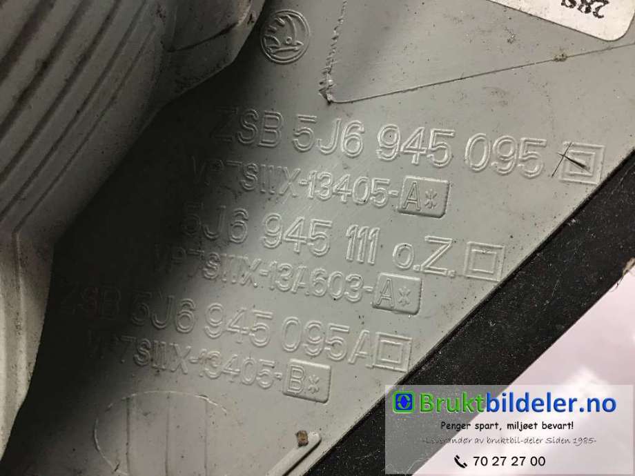 Baklykt venstre til Škoda Fabia 2010-2014 (Type II, Fase 2) (SKODA|5J6 945 095|)