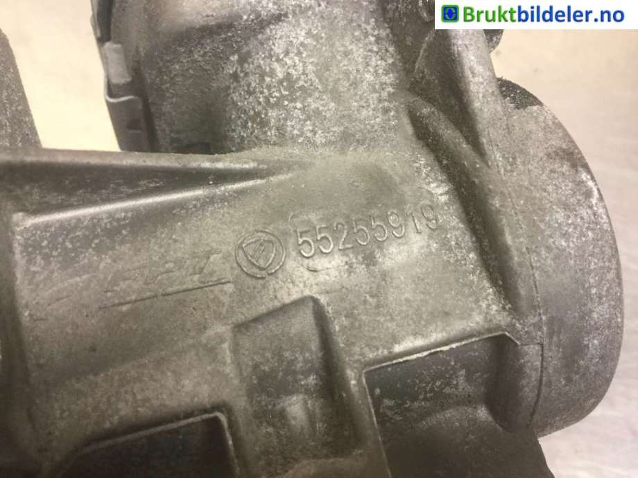 Spjeldhus til Opel Combo D 2012-2018  (OPEL|55255919|)