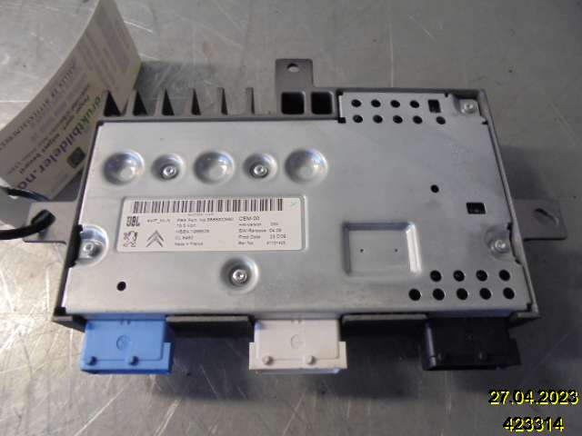 Bilstereo forsterker til Peugeot 3008 2009-2016 (Type I)  (PEUGEOT|9665902880|)