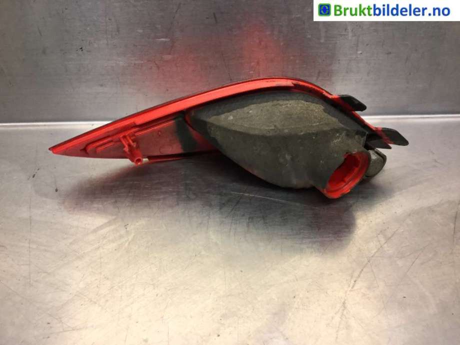 Baklykt fra støtfanger til Hyundai Ix35 2010-2015 (HYUNDAI|92406-2Y300|)