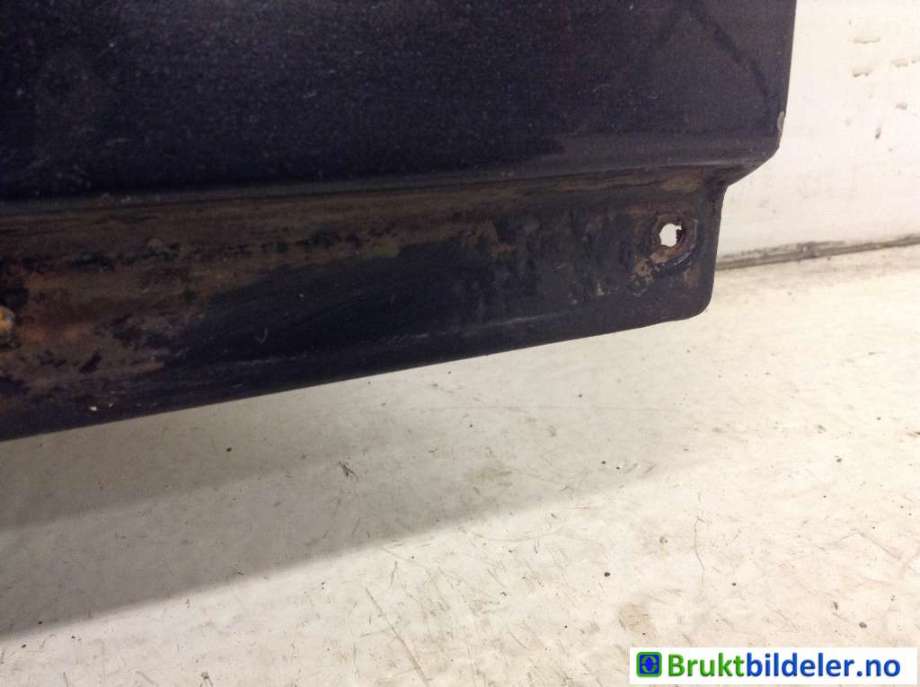 Dør høyre foran til Audi A4 2004-2008 (Type III) (B7) (B7) (AUDI|8E0 831 052 J||8E0 831 052 L)