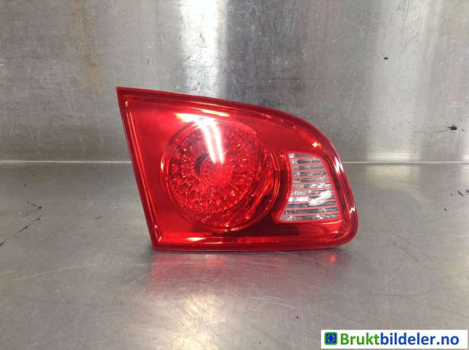 Baklykt venstre indre til Hyundai Santa Fe, 2006-2009 (Type II, Fase 1)  (HYUNDAI|92405 2B020)