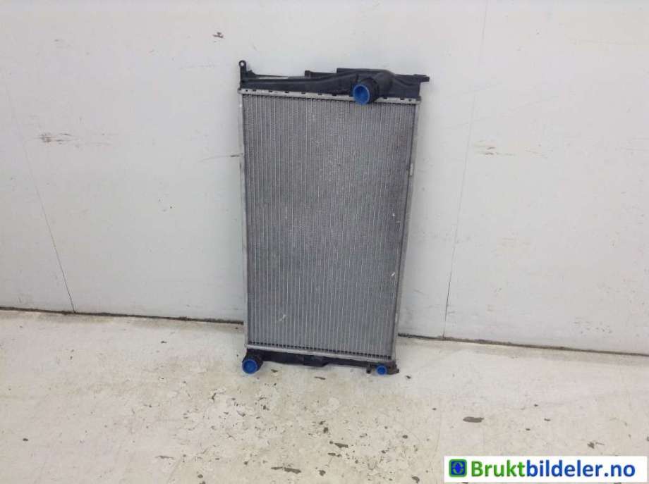 Radiator (manuell gir) til BMW 3-Serie 2005-2011 (E90/E91/E92/E93) (E90/E91/E92/E93) (BMW|17 11 7 788 903|)