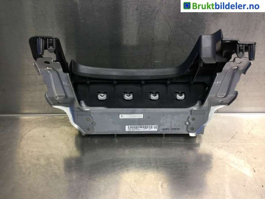 Airbag kne til Mitsubishi Eclipse Cross 2018-->>  (MITSUBISHI||TG09D04001)