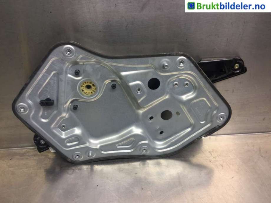 Ruteheis til Škoda Yeti 2009-2013 (Fase 1)  (SKODA|5L0 837 402|)