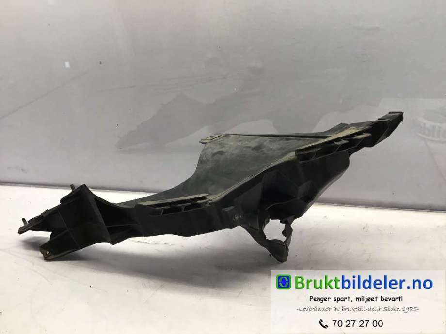 Frontlyktehus til Audi A1, 2010-2014 (Type I, Fase 1) (AUDI|8X0 805 608)