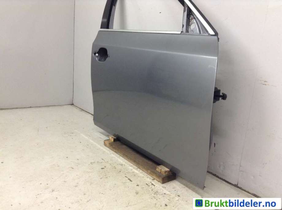 Dør høyre foran til BMW 5-Serie 2003-2010 (E60/E61) (E60/E61) (BMW|41 51 7 202 340|)