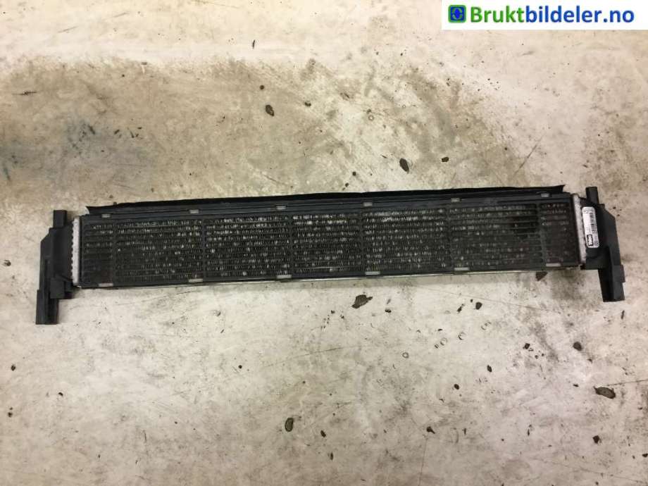 Radiator (automat gir) til Audi A1 2010-2014 (Type I, Fase 1)  (AUDI|6R0 145 805 H|)