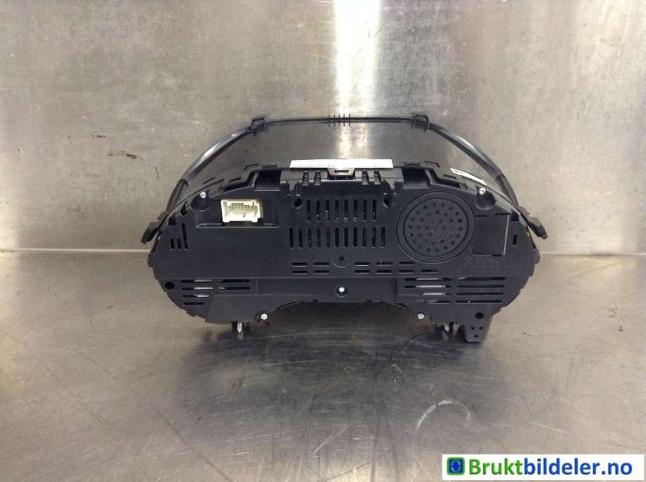 Instrumentpanel til Mercedes B-Klasse 2011-2018 (W246) (W246) (MERCEDES|A 242 900 16 02|0 263 701 028|)