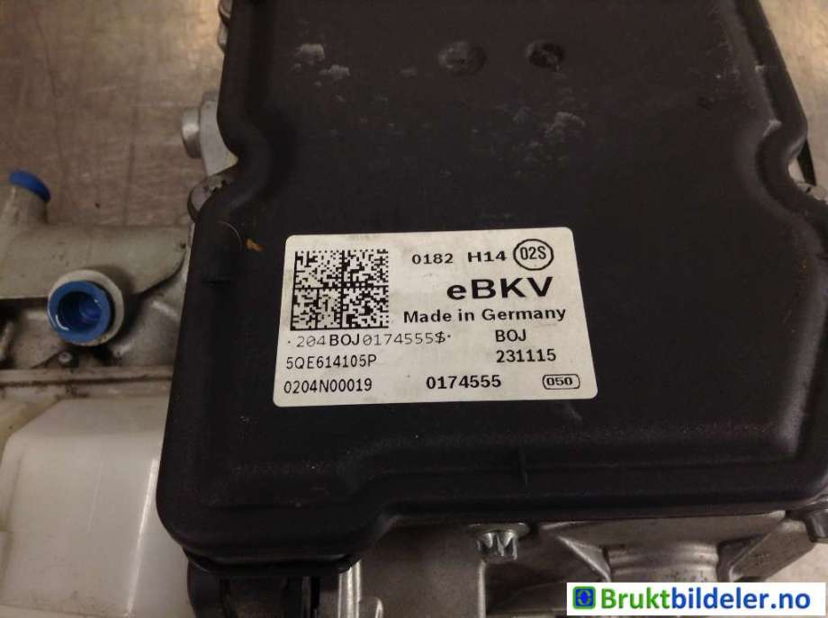 Bremsekraft-forsterker til VW e-Golf 2014-2017 (Fase 1)  (VOLKSWAGEN|5QE 614 105 P|)