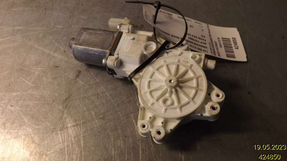 Ruteheis høyre til Jeep Patriot, 2007-2010 (JEEP|128 000 672A)