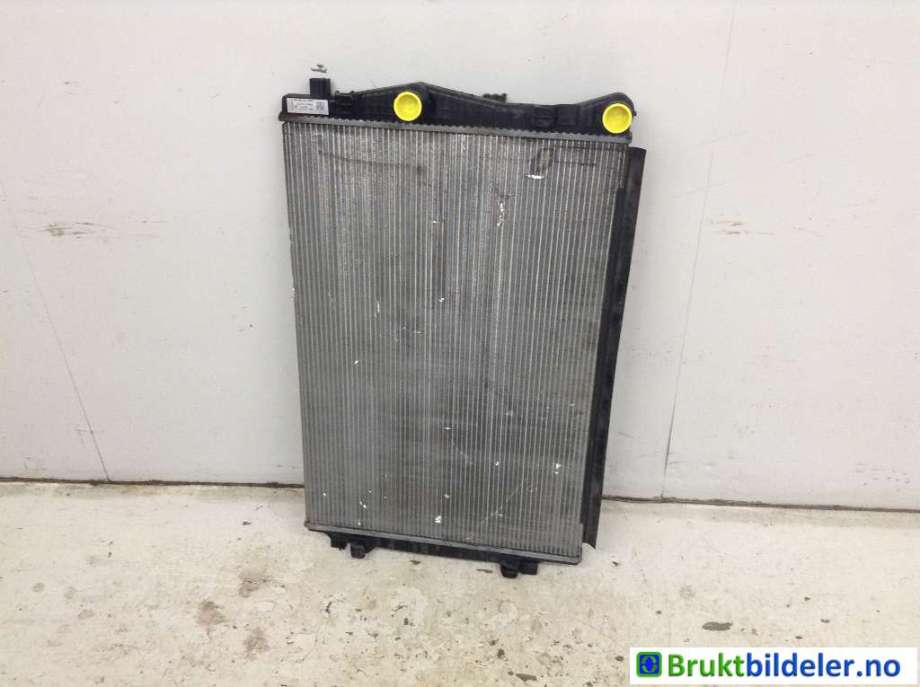 Radiator (automat gir) til VW e-Golf 2014-2017 (Fase 1)  (VOLKSWAGEN|5Q0 121 251 EQ||5Q0 121 251 GR)