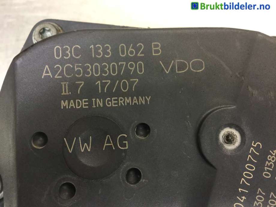 Spjeldhus til VW Polo 2005-2009 (Type IV, Fase 2)  (VOLKSWAGEN|03C 133 062 B|)