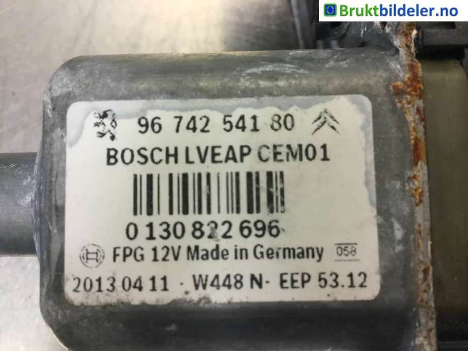 Ruteheis høyre til Peugeot 2008 2013-2019 (Type I) (PEUGEOT|96 731 531 80-04|)