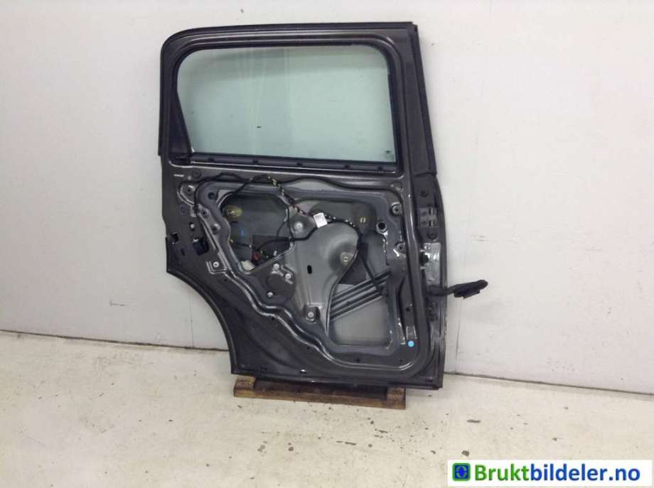 Dør venstre bak til Mini Countryman 2010-2016 (R60) (R60) (MINI|41 00 9 805 929|)