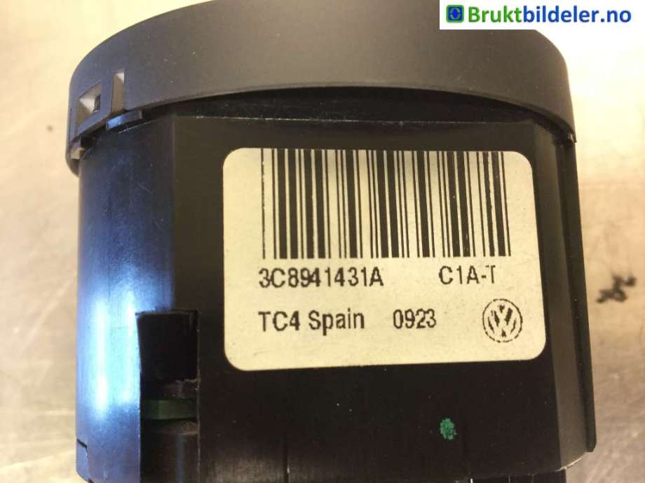 Bryter lys til VW Golf, Plus/Cross 2009-2013 (Fase 2)  (VOLKSWAGEN|3C8 941 431 A|)
